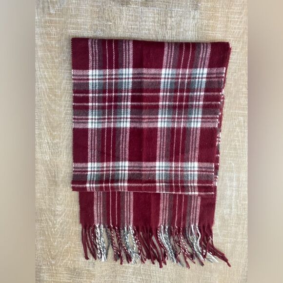 100% Cashmere Plaid Scarf Italy Burgundy Fringe Unisex Outlander Preppy Academia - Picture 3 of 5